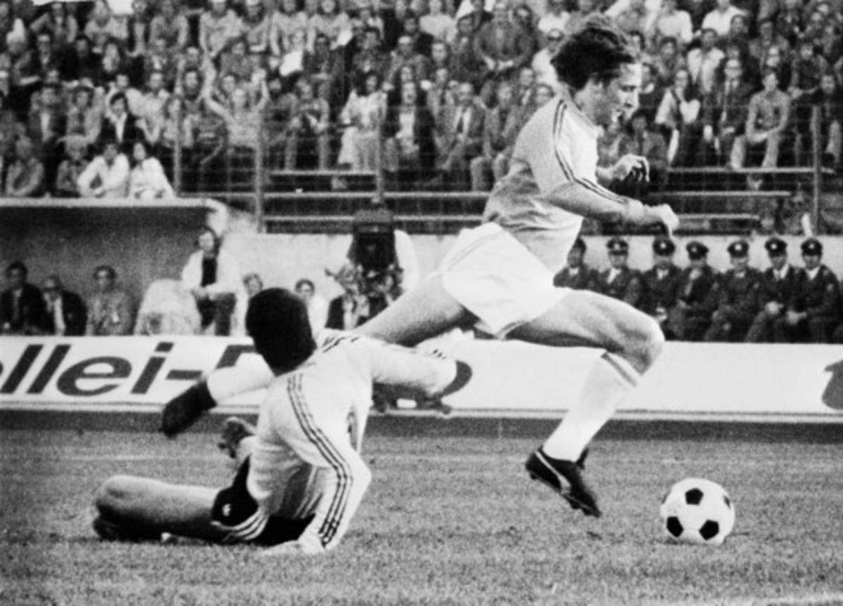 Las mejores fotos de Johan Cruyff en su época como jugador