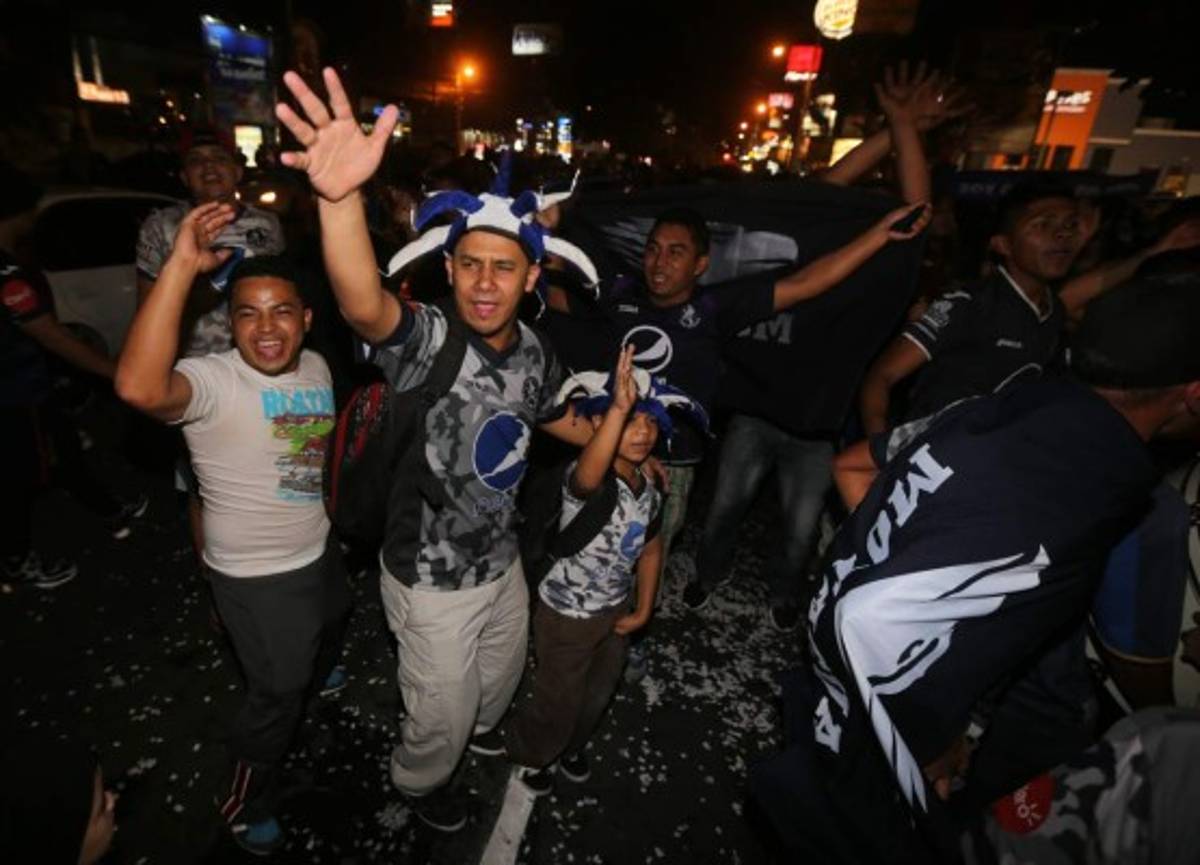 FOTOS: La fiesta de los motagüenses que se tomaron las calles de la capital