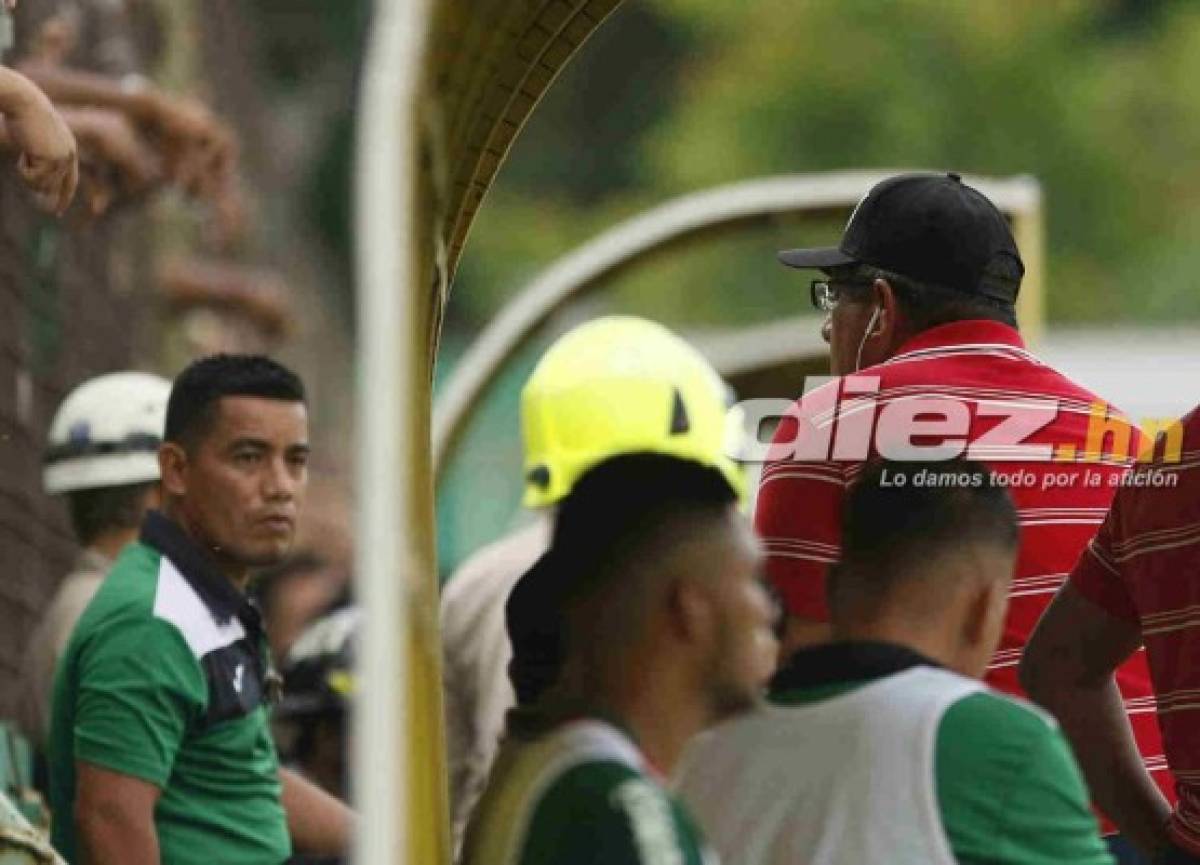 FOTOS: Así se comunicó Héctor Vargas con Luis Ayala para poder dirigir