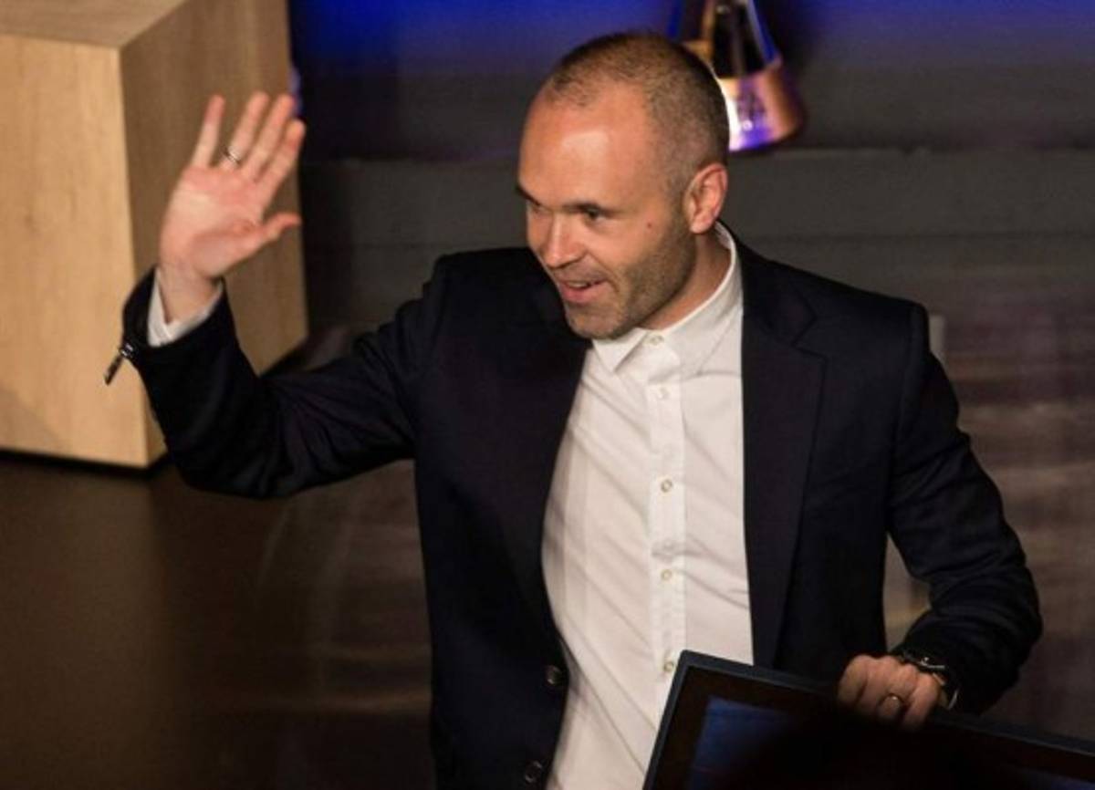 Así fue la emotiva y tremenda despedida de Andrés Iniesta del FC Barcelona