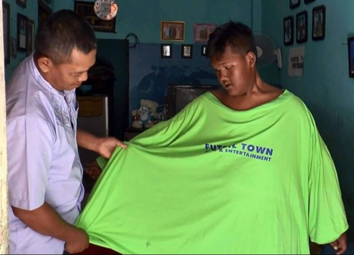 Impresionante: El tremendo cambio físico del niño más obeso del mundo que desea ser futbolista  