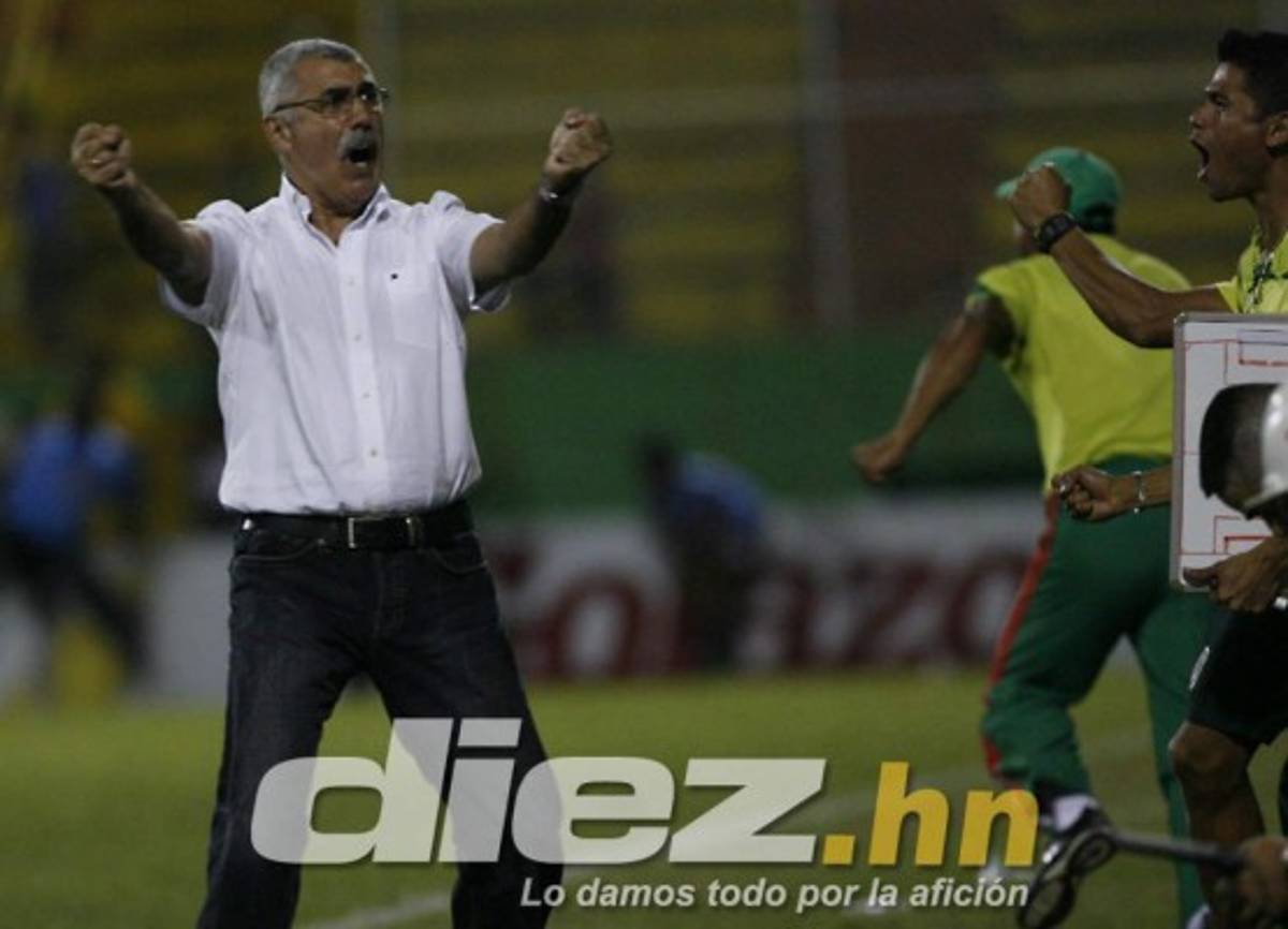 Las 15 fotos de Keosseián, el 'Freddie Mercury' que lleva el ADN verdolaga