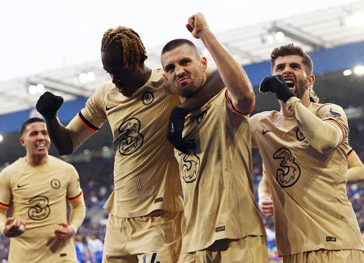 Chelsea suma su tercer triunfo al hilo tras derrotar al Leicester; Enzo Fernández dio una tremenda asistencia para el golazo de Havertz