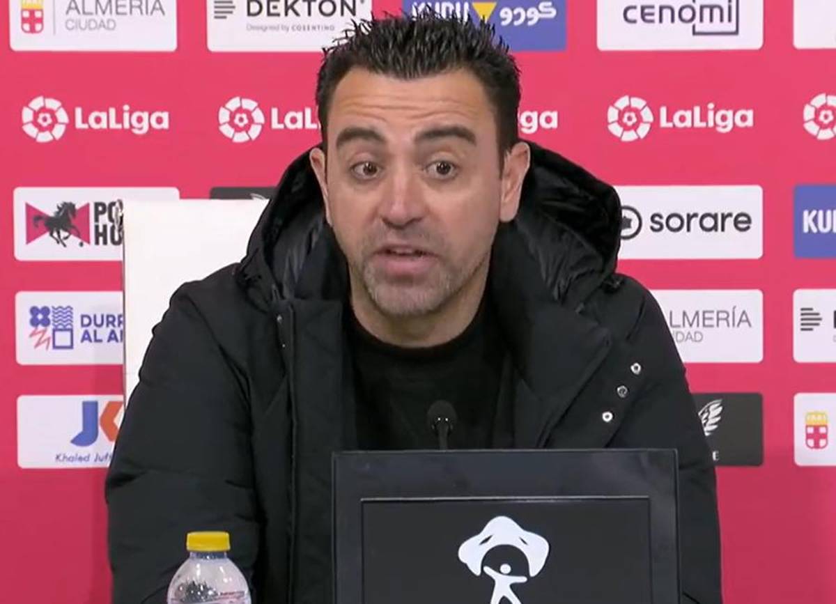 Xavi se enfada tras caer contra el Almería y su advertencia: “No piensen que ganaremos LaLiga de forma sobrada”