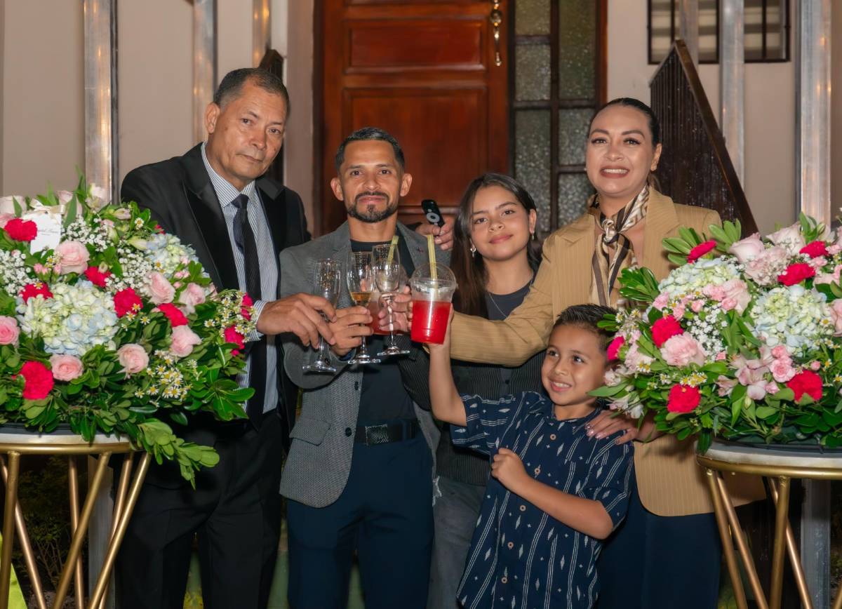 Del fútbol a la gastronomía: Omar Elvir inaugura su nuevo restaurante en Tegucigalpa