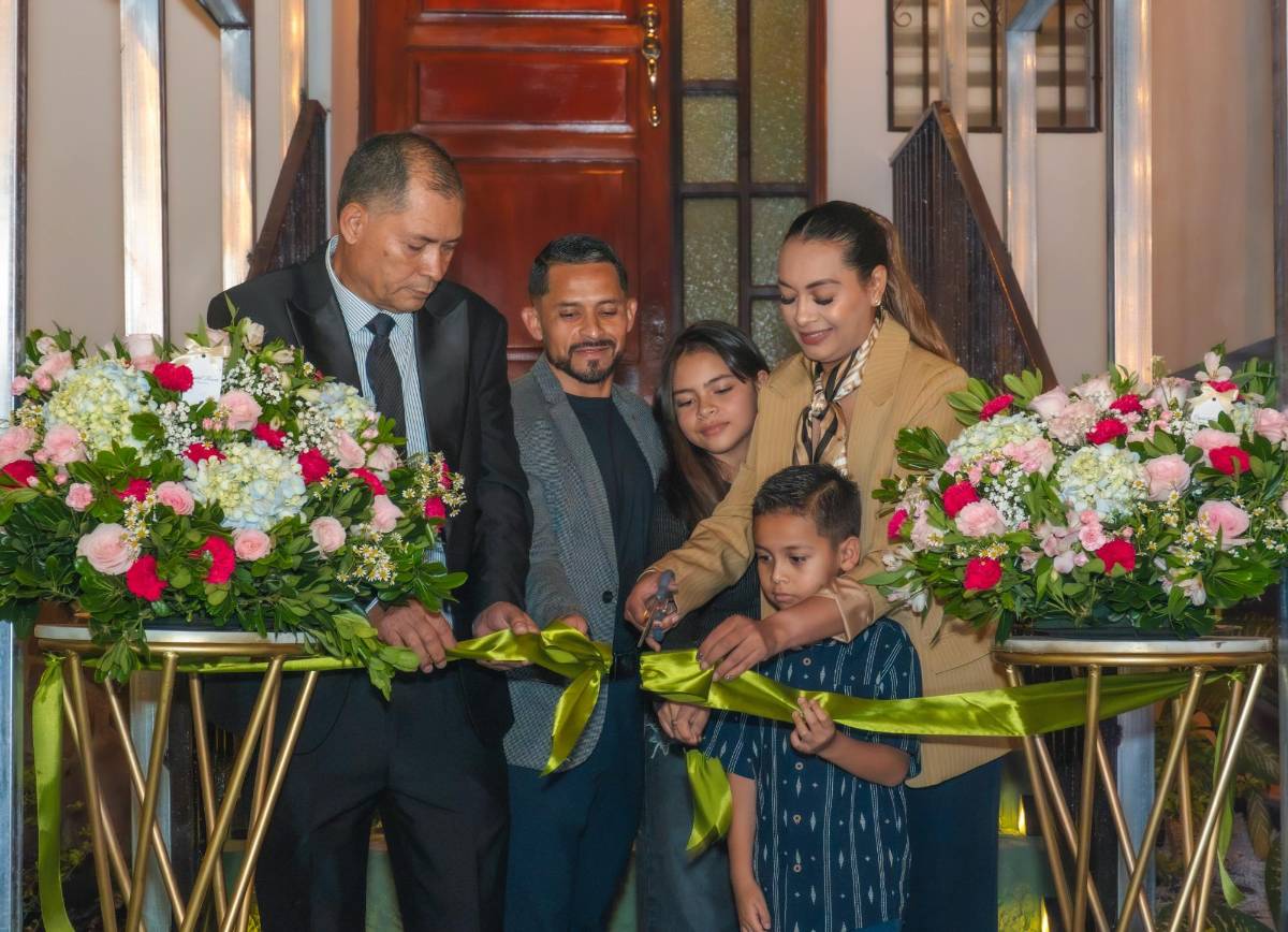 Del fútbol a la gastronomía: Omar Elvir inaugura su nuevo restaurante en Tegucigalpa