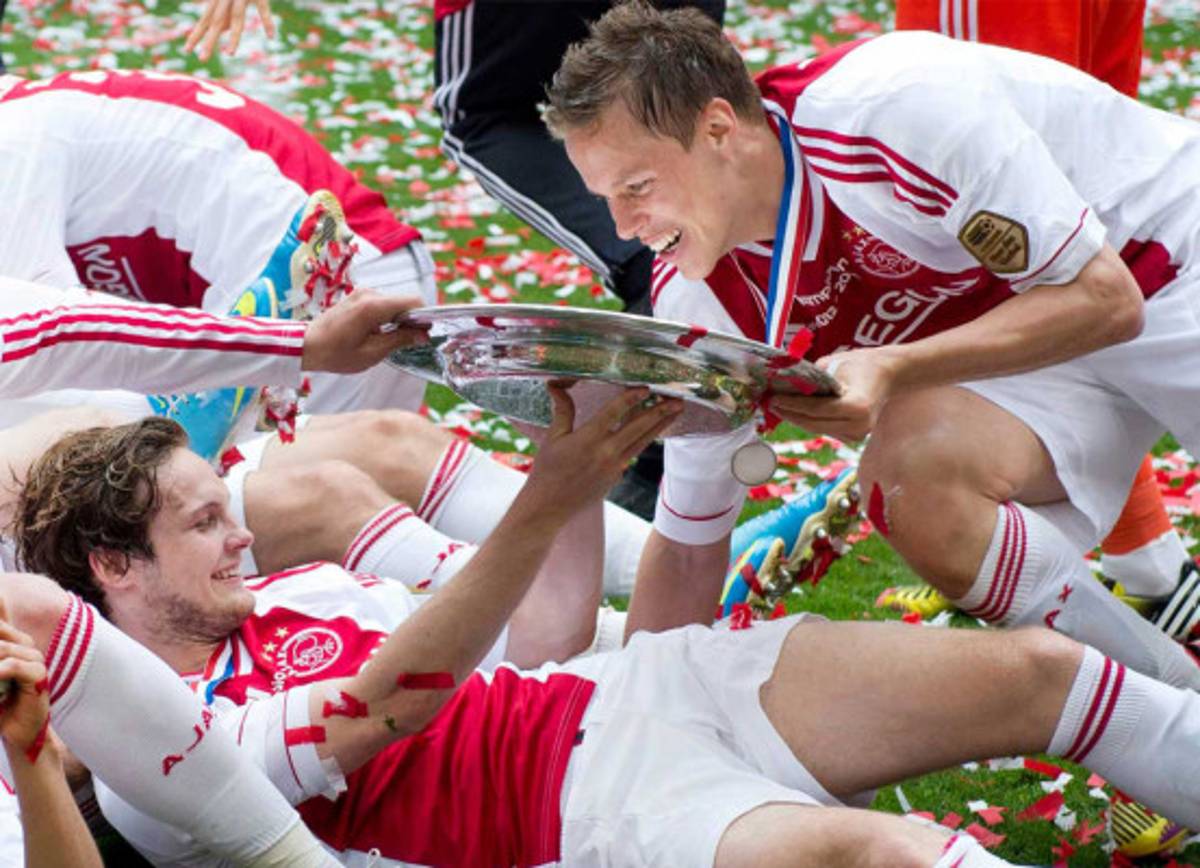 Ajax y la Juventus extiende su reinado en Europa .