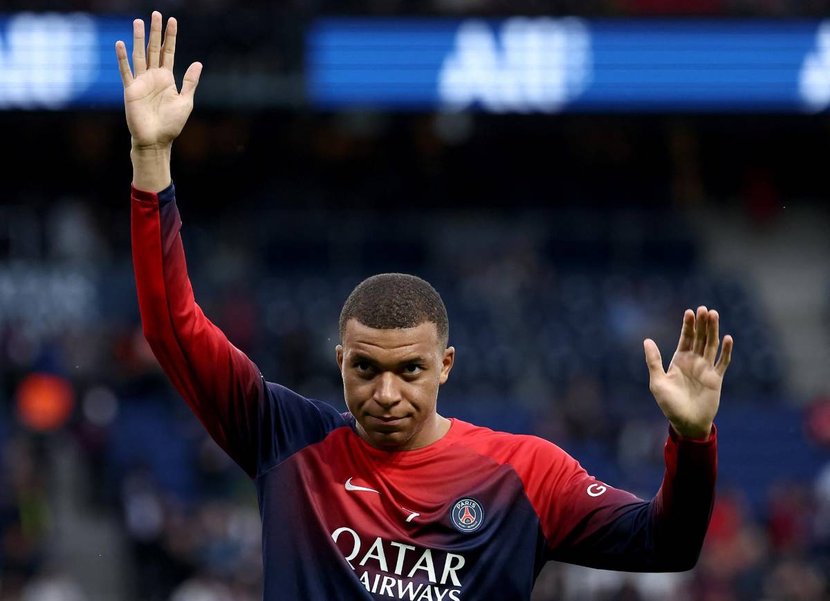 Mbappé y su amargo despido del Parque de los Príncipes: El gran gesto con Keylor, la foto que recorre el mundo y el tifo del PSG