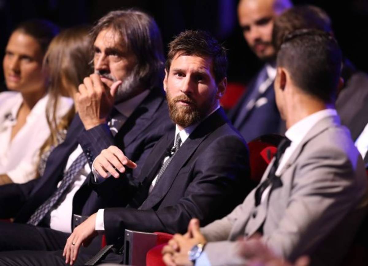 Las fotos más curiosas que dejó el sorteo de Champions con Messi y CR7 de protagonistas