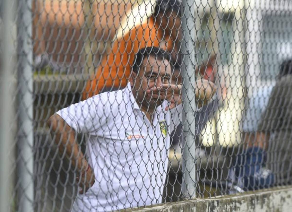 Entrenadores que están en la cuerda floja en el fútbol de Honduras