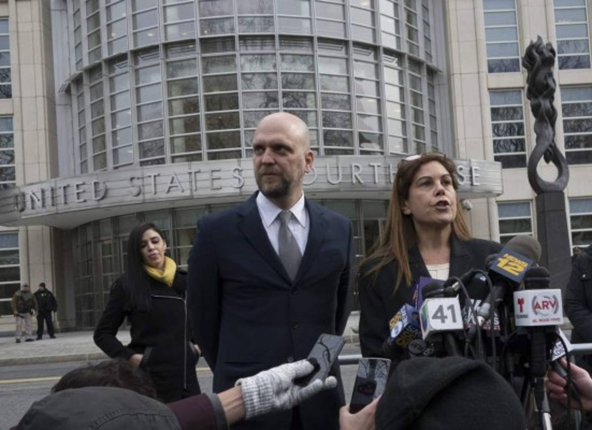 Así fue el reencuentro de Emma Coronel con 'El Chapo' Guzmán