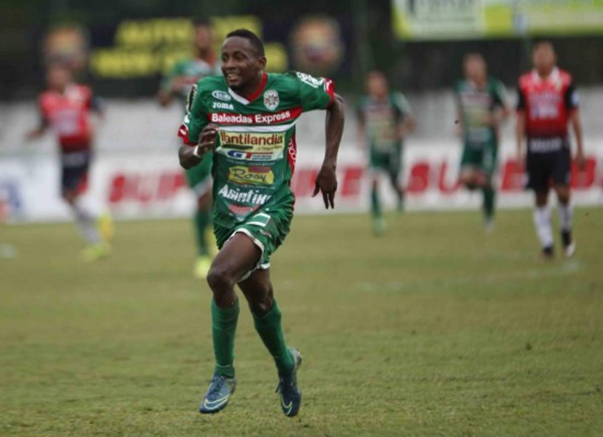 La nueva camada de jugadores del Real España y Marathón