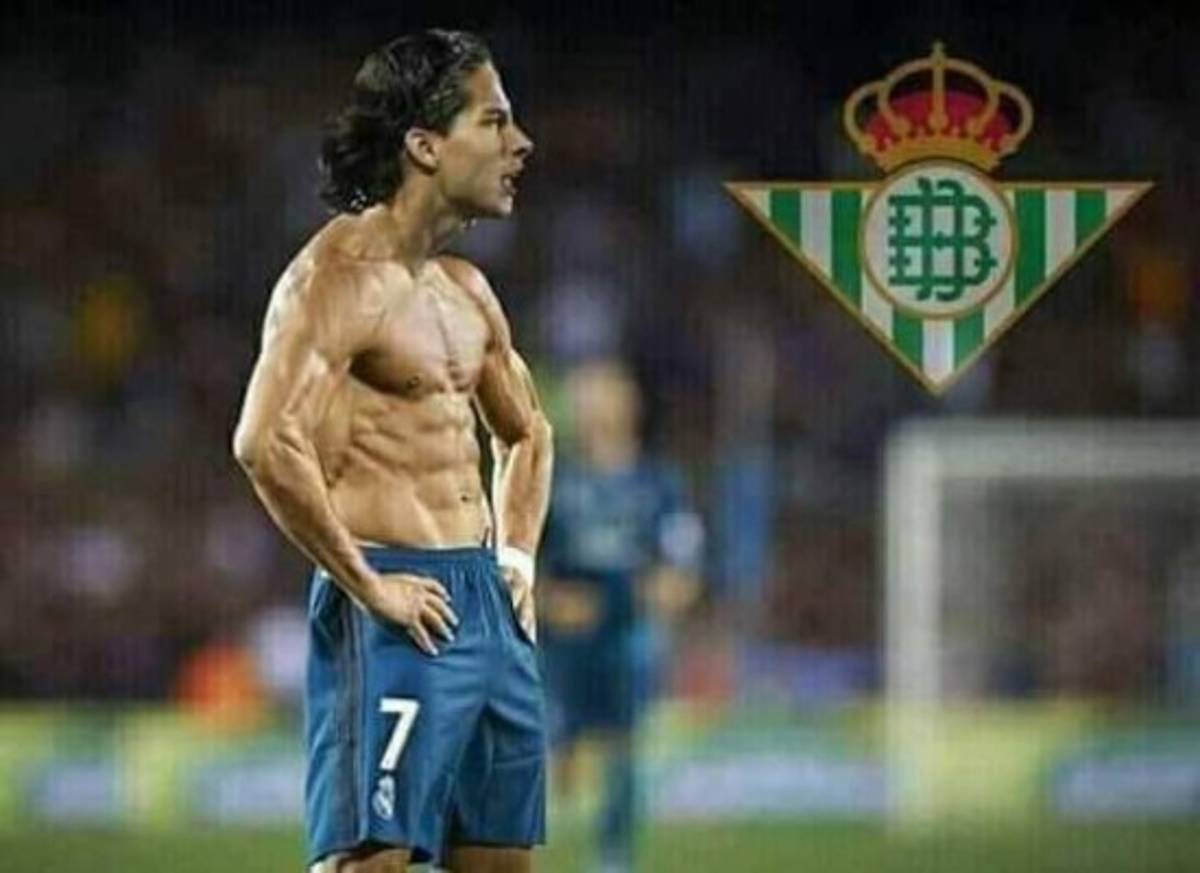 ¡Hasta Messi! Diego Lainez y los divertidos memes de su primer gol en Europa