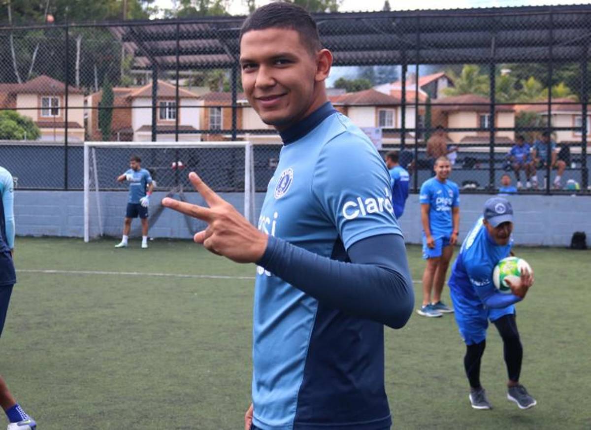 El gran ambiente en Motagua previo al clásico ante Marathón: Pastel de cumpleaños y Auzmendi de portero