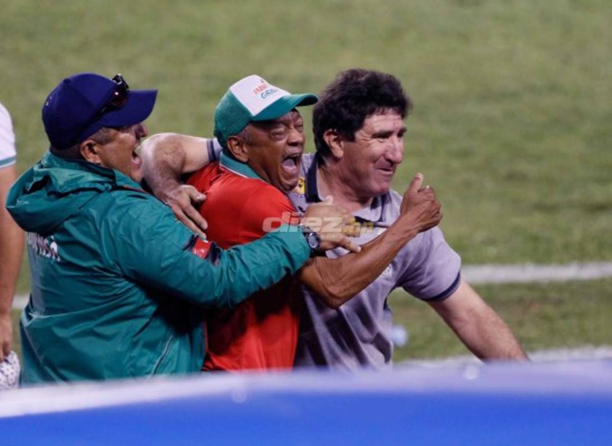 NO VISTE EN TV: El eufórico festejo de Vargas, la celebración en el camerino y la frustración en Motagua