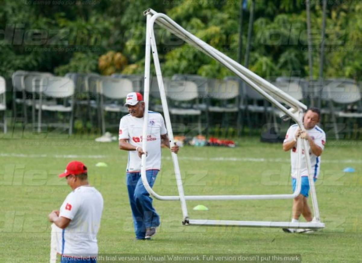 FOTOS: Olimpia trajo hasta porterías para preparar la semifinal en Tela