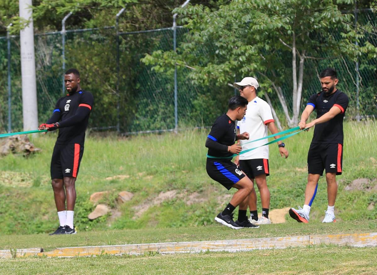 Con dos sorpresas: así fue el entreno de Olimpia previo al debut en Liga Nacional