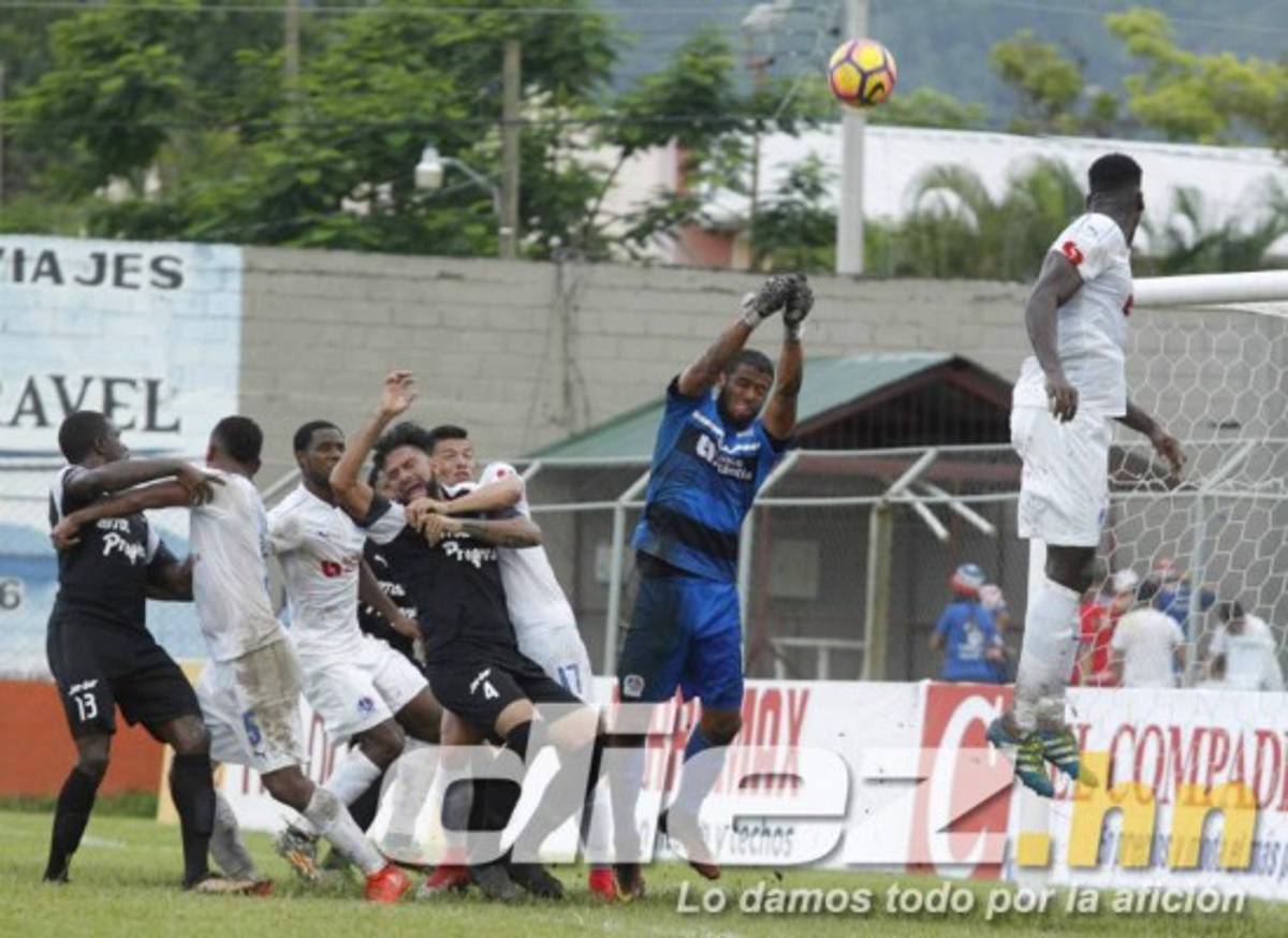 CURIOSO: Un espontáneo en Comayagua y el lugar donde apareció Pinto