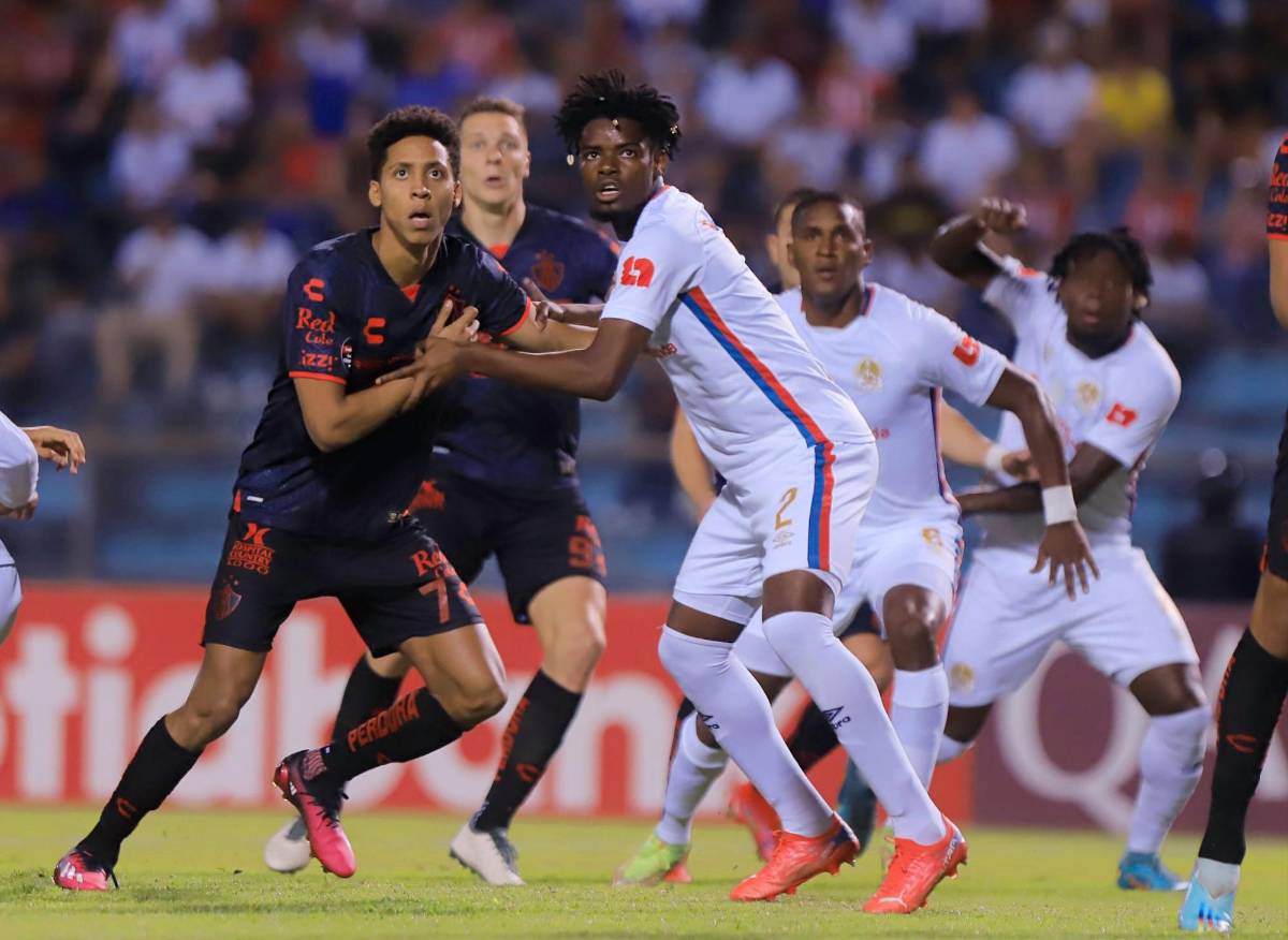Se olvidó de su lesión y se fue al estadio, lo que Maylor y José García andaban en el pelo y nadie se dio cuenta y ¿con quién celebró Benguché?
