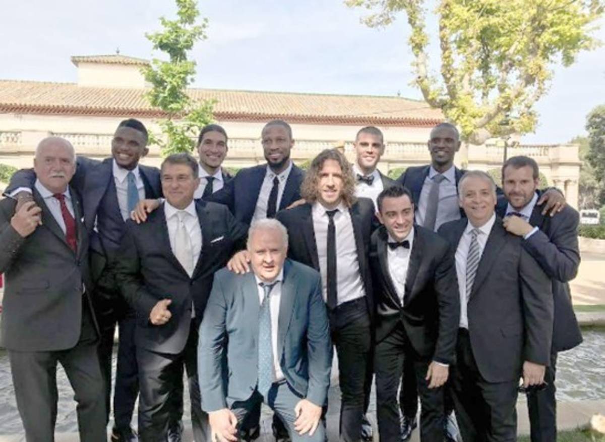 Boda de Víctor Valdés estuvo rodeada de ex jugadores del Barcelona