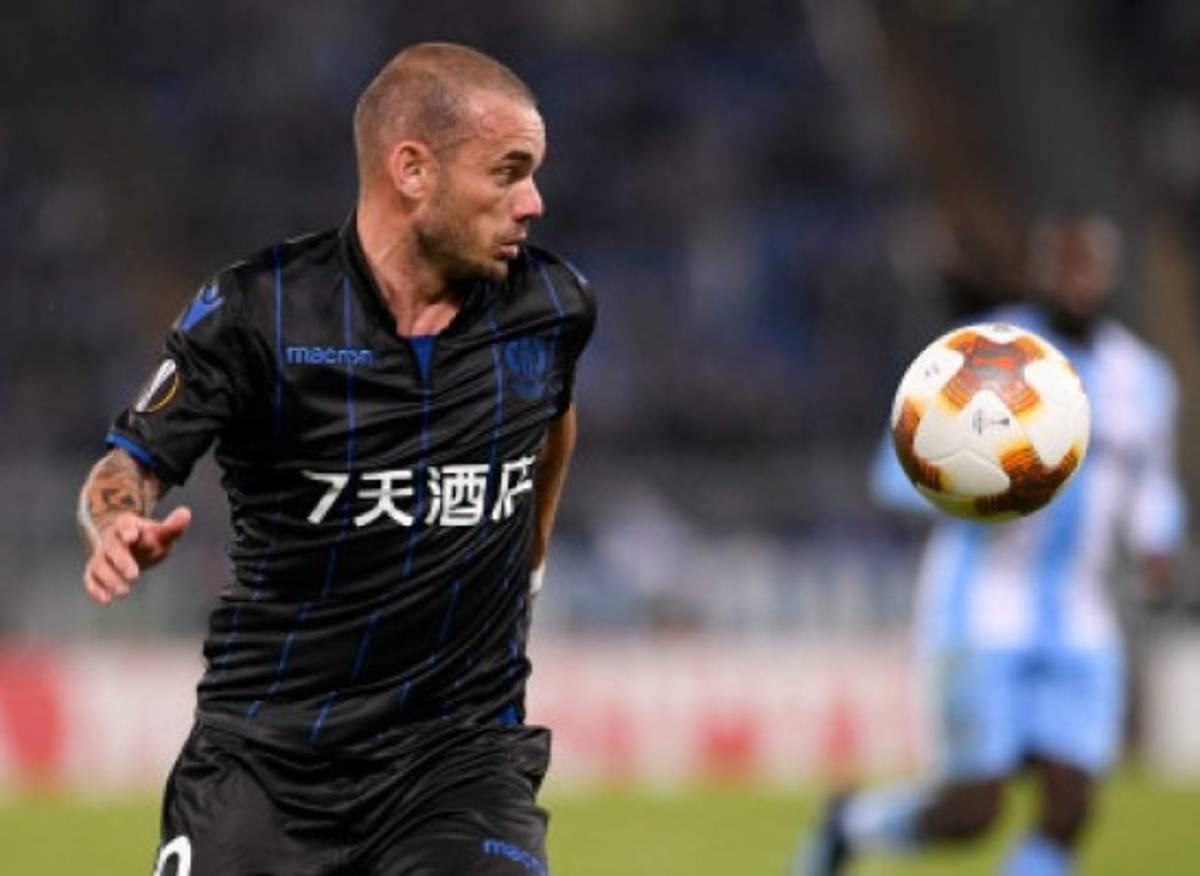 Los futbolistas que fueron convencidos para jugar en ligas exóticas, hondureños en la lista