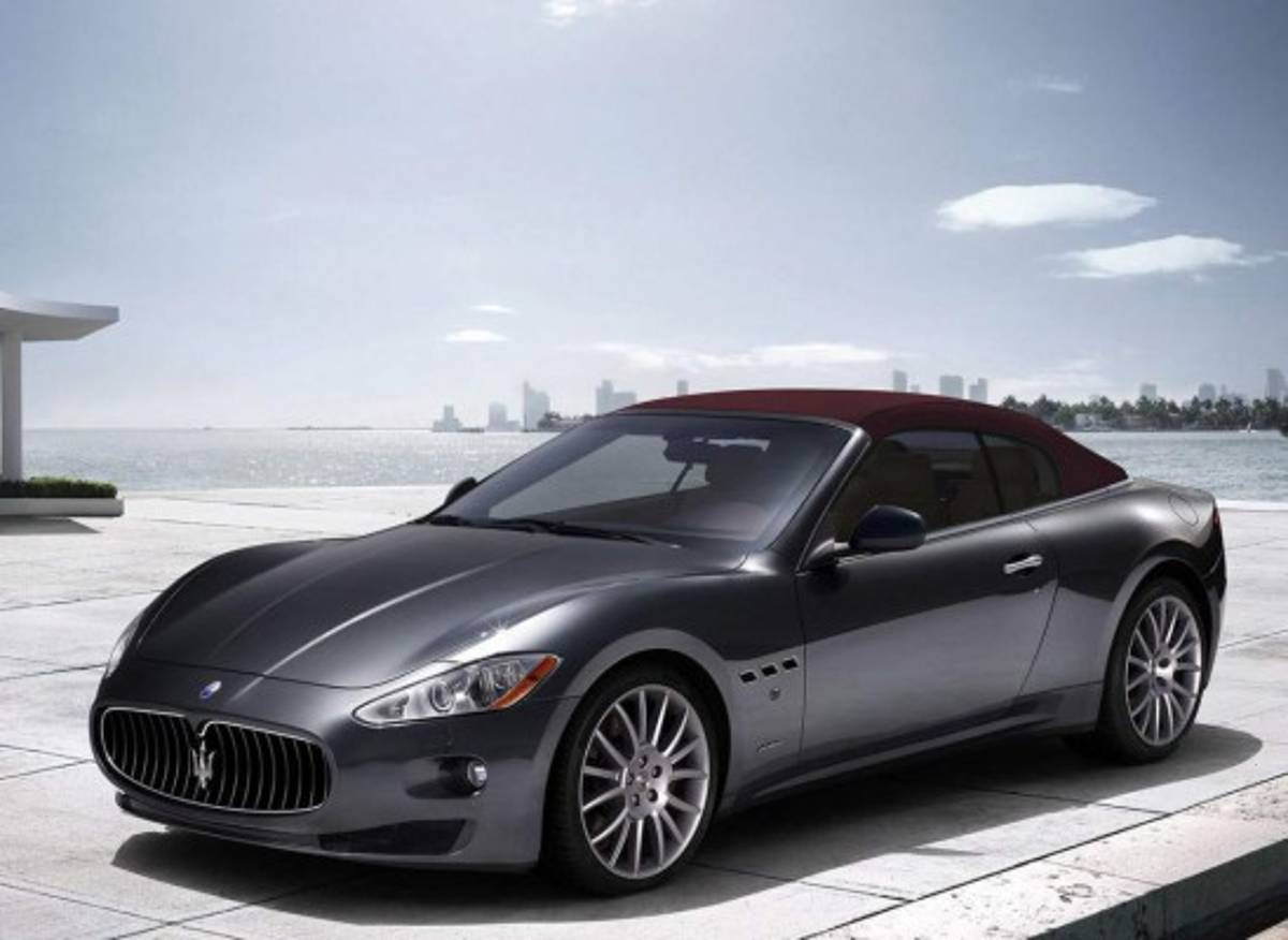 ¡BELLEZAS! La impresionante colección de carros de lujo de Cristiano Ronaldo