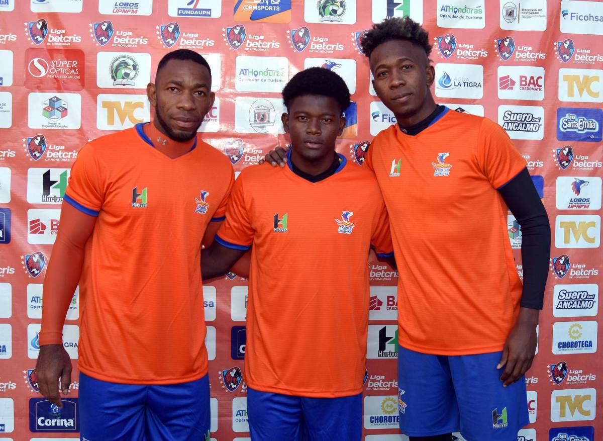 FICHAJES: Bajas en Olimpia, legionarios cambian de club, Auzmendi recibe propuesta y Motagua va por goleador mexicano