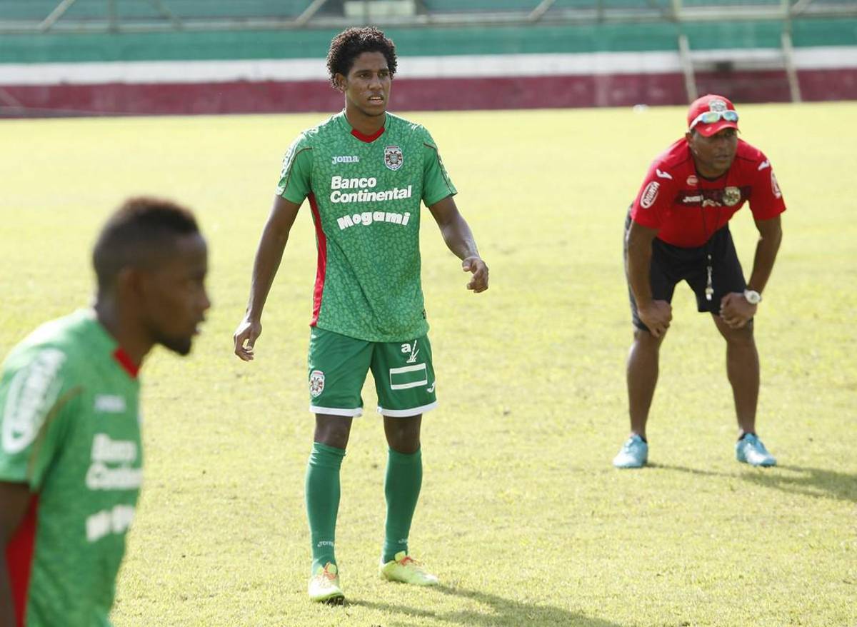 Tilguath hizo debutar a su pequeño en Liga: ¡Otros casos de padres que dirigieron a sus hijos en la primera de Honduras!