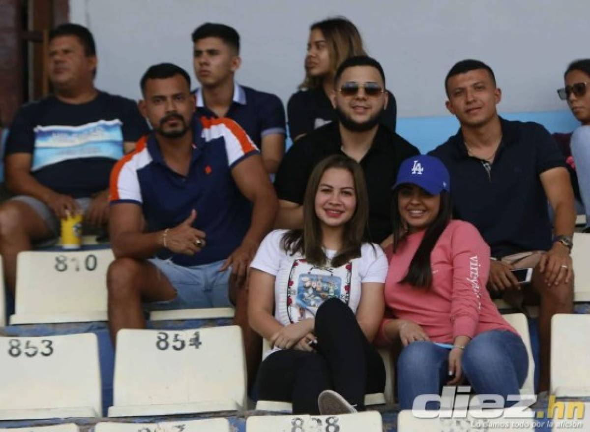 Las bellezas que adornan el estadio Nacional de Tegucigalpa en el Olimpia-Marathón