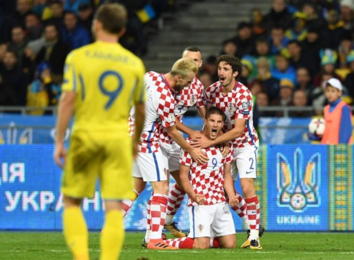 Croacia venció a Ucrania 2-0 y jugará el repechaje