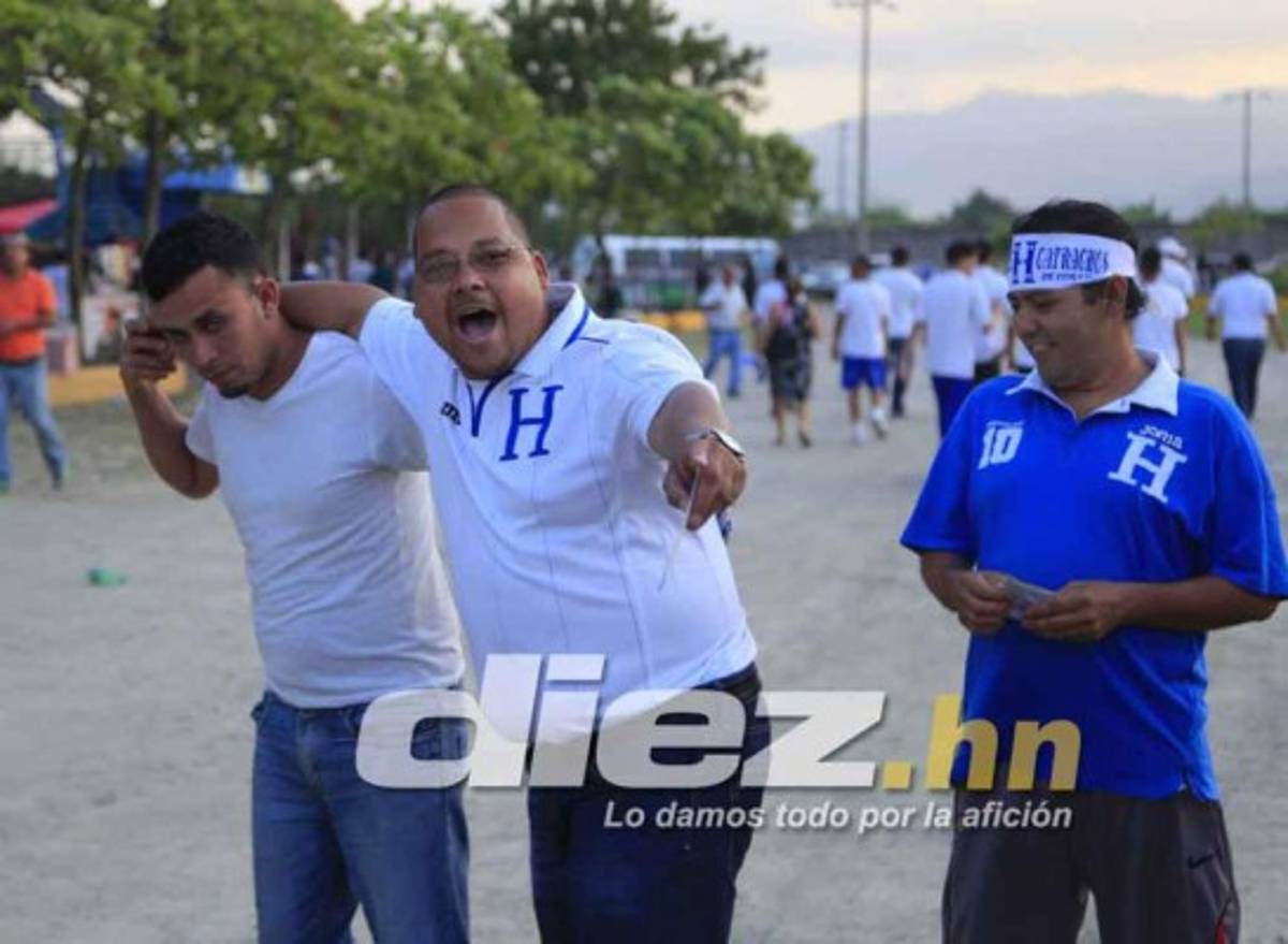 El ambiente en el estadio Olímpico con Honduras-Venezuela