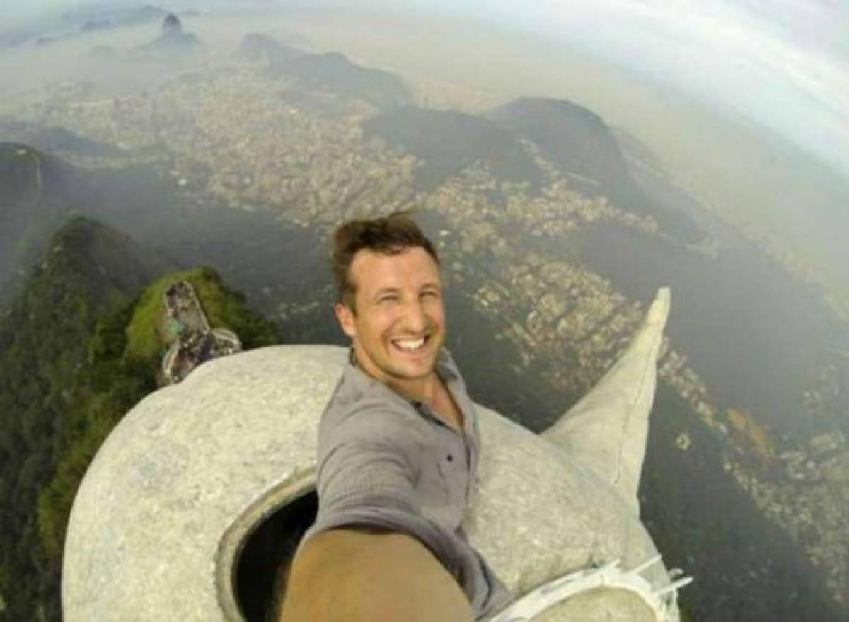 ¡De terror! Las 30 selfies que desafiaron la muerte   