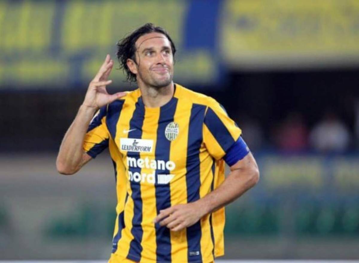 Los ídolos del fútbol que anunciaron su retiro en el 2016