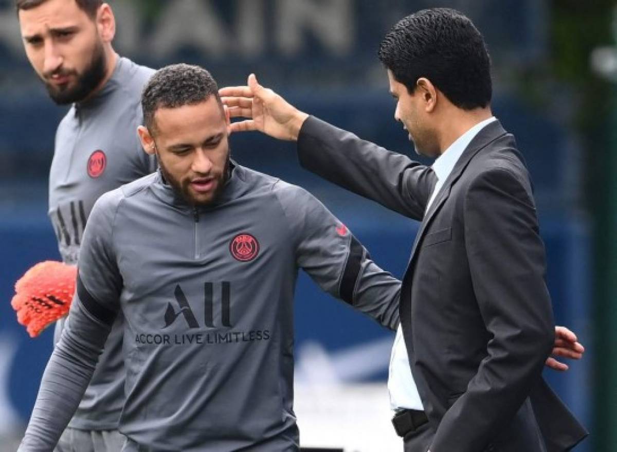 Así fueron captados Mbappé y Neymar en el entrenamiento del PSG tras la polémica; el jeque estuvo presente