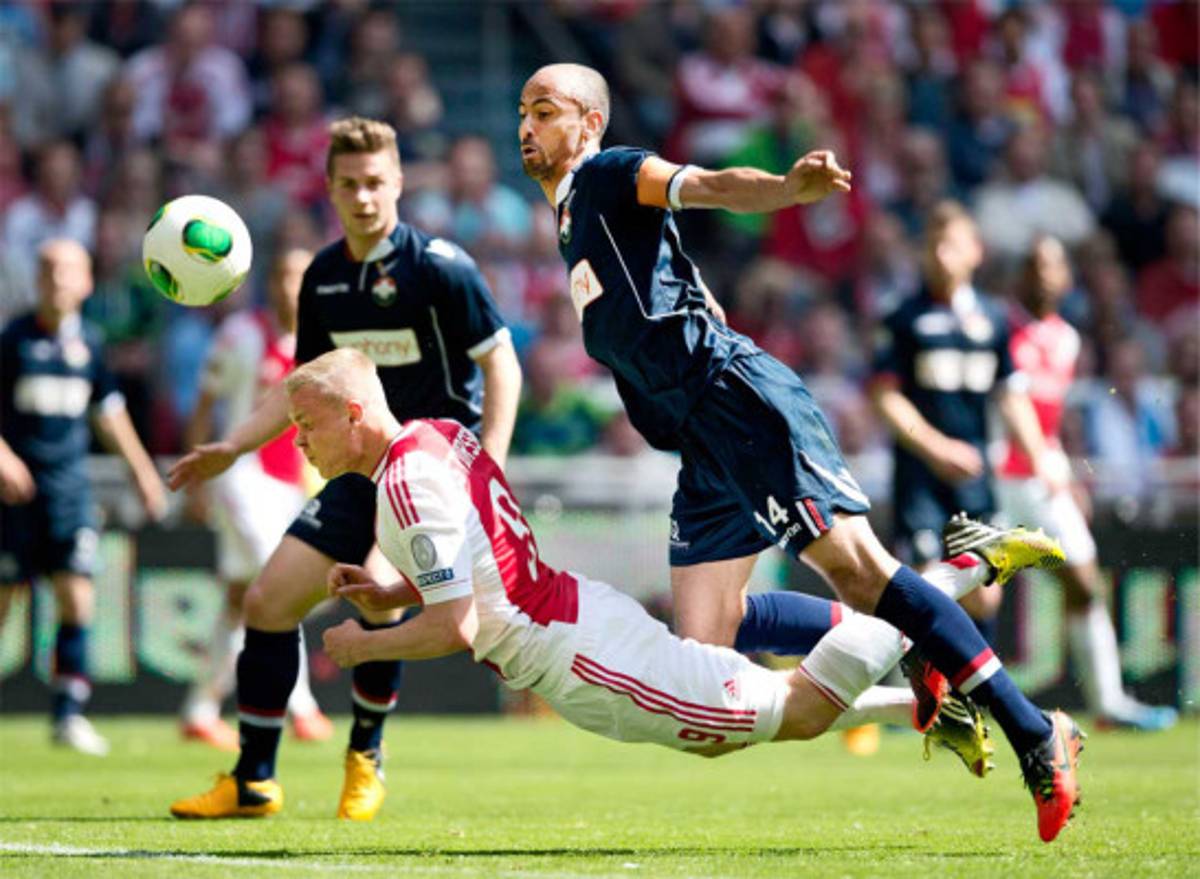 Ajax y la Juventus extiende su reinado en Europa .