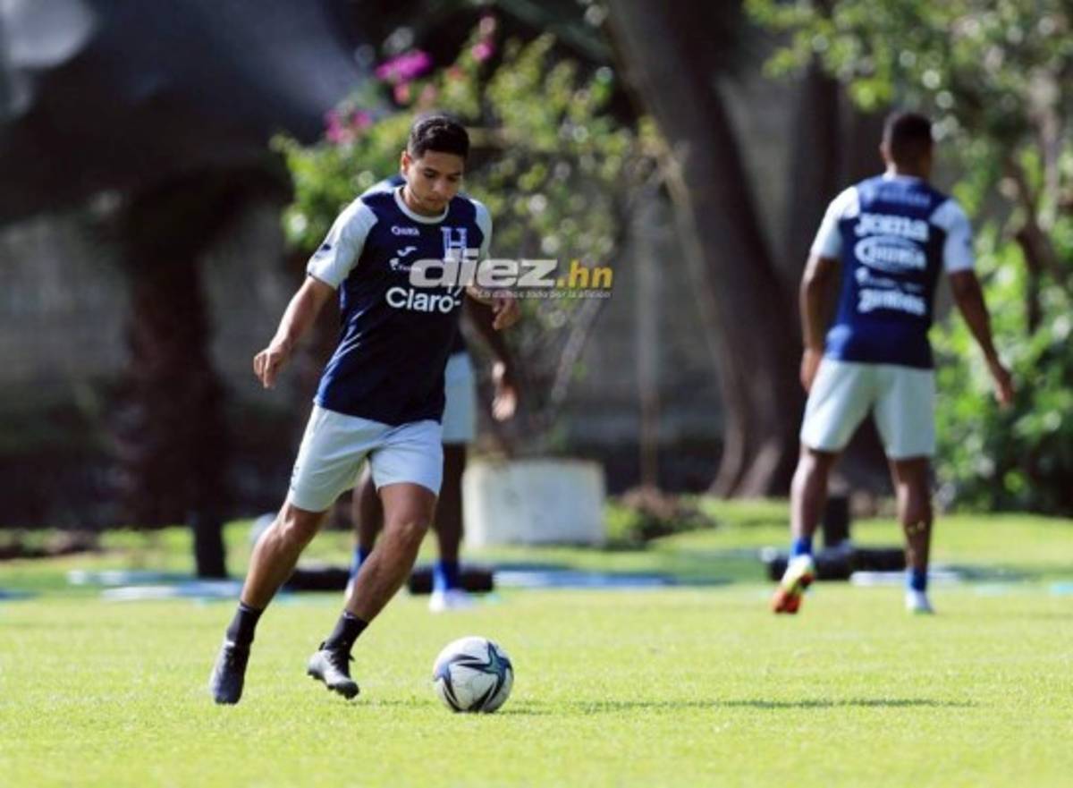 ¡Busitos y escondieron el 11! Las fotos del último entreno de Honduras antes de enfrentar a México