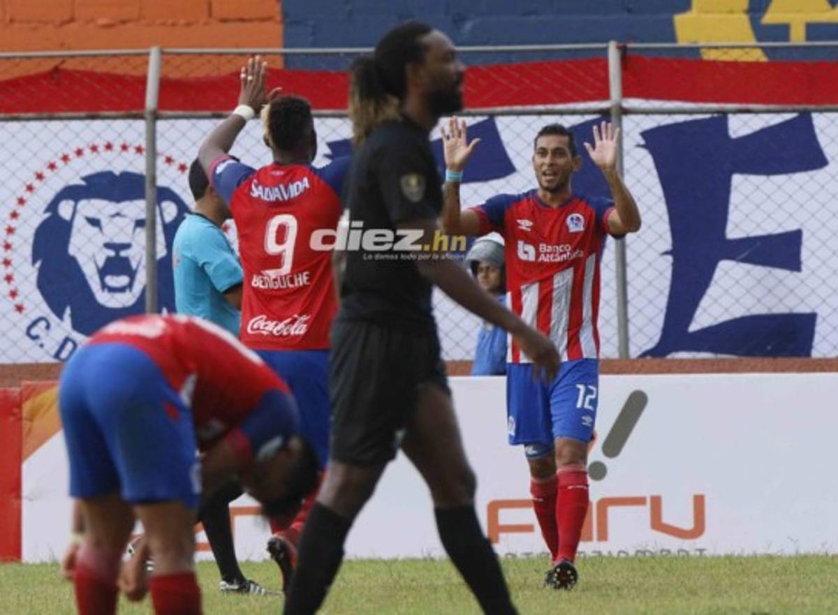 NO VISTE EN TV: El penal a Michaell Chirinos, actos protocolarios y vómito de Ferrari