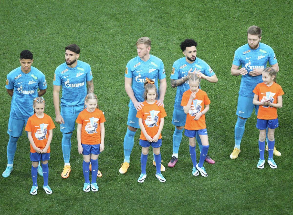 OFICIAL: La dura decisión que ha tomado la UEFA con los clubes rusos en la Champions por su invasión a Ucrania