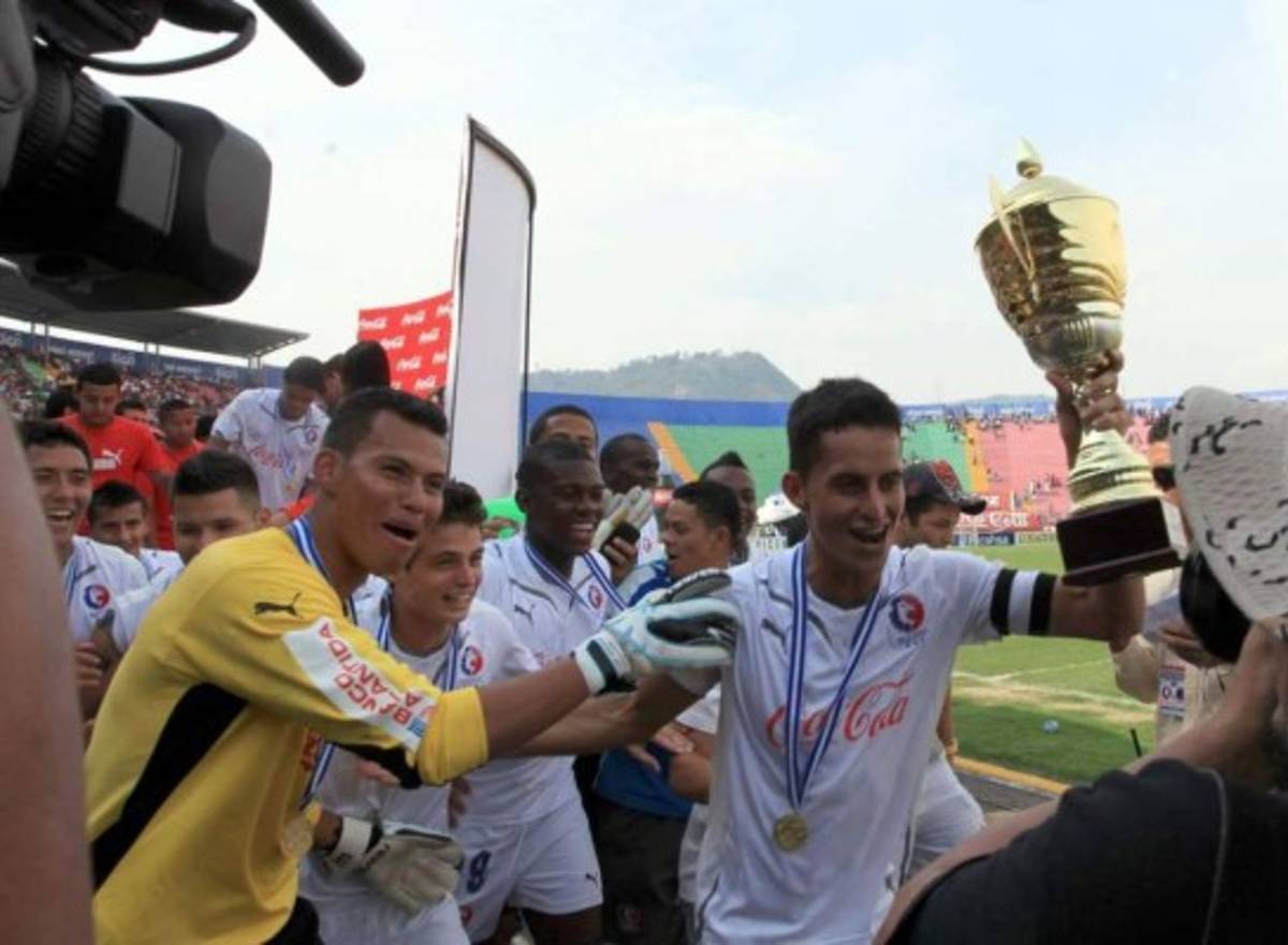 Elmer Güity, el último caso: Jóvenes que Olimpia formó y terminaron saliendo del León