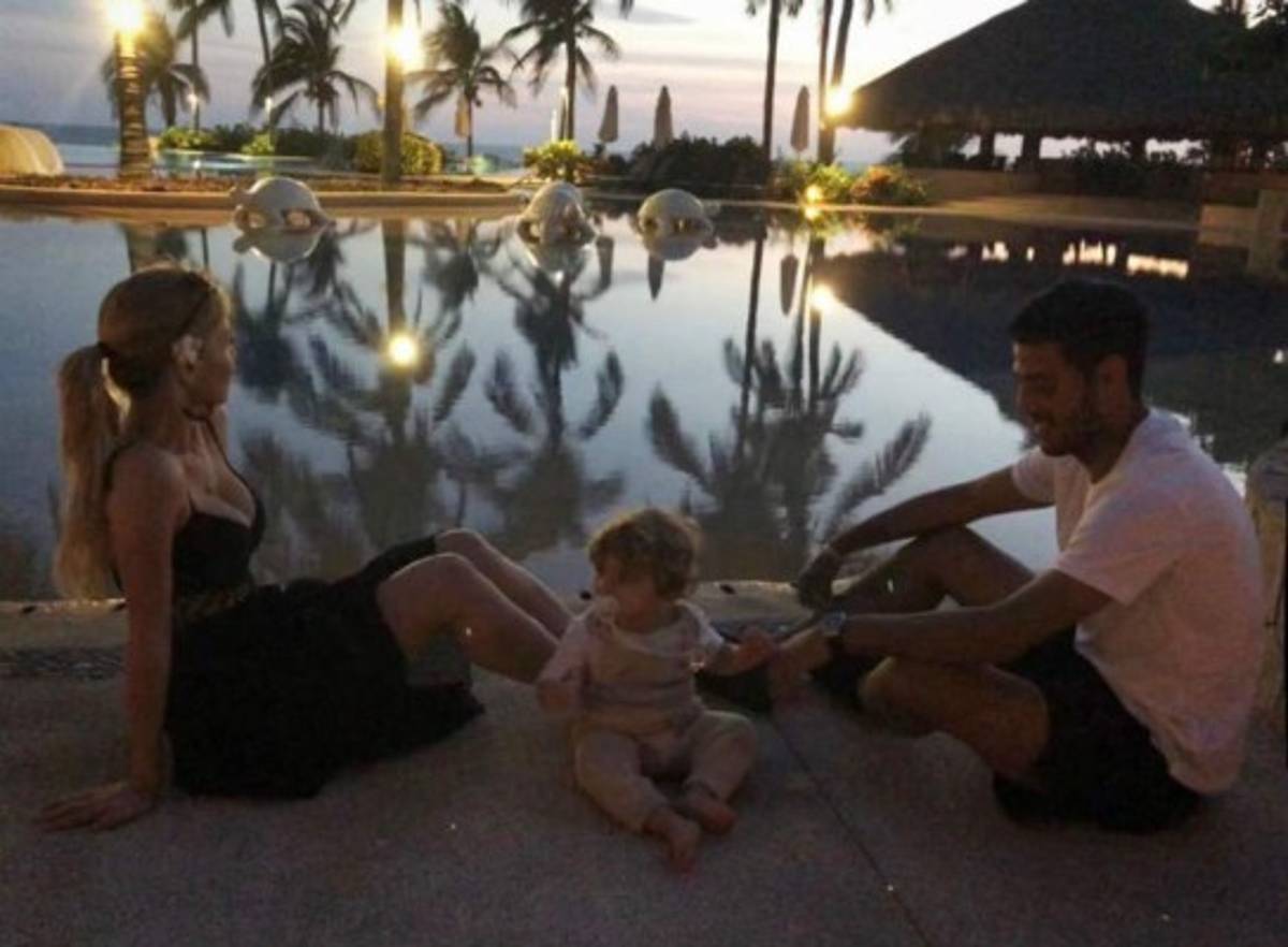 Saioa Cañibano, la explosiva reportera española que conquistó el mexicano Carlos Vela