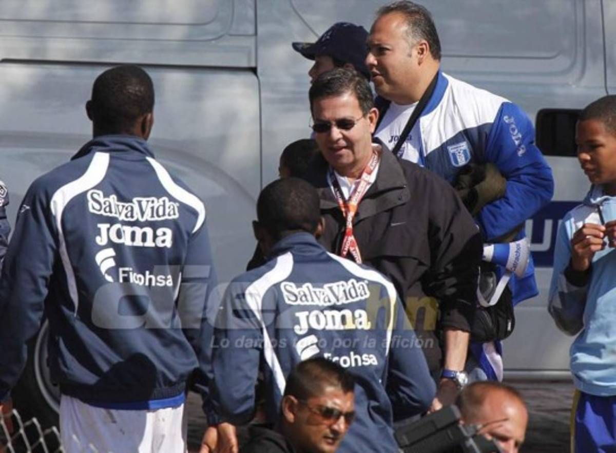 Las 25 fotos inolvidables de Rafael Callejas a lo largo de su historia