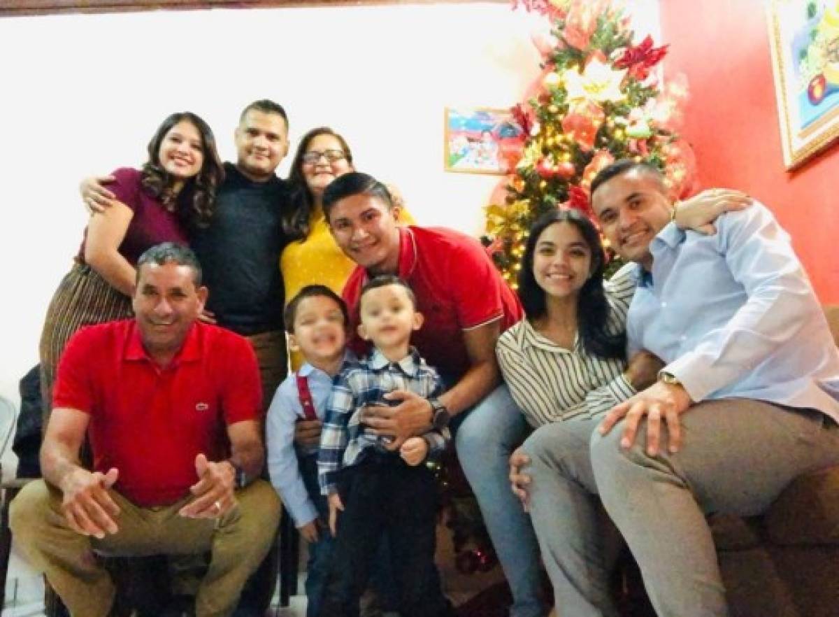 ¡Entre fiesta, amigos y familia! Los futbolistas hondureños recibieron el 2020 a lo grande