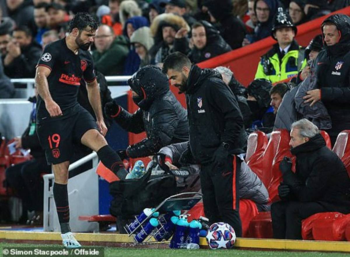 Cholo Simeone enloquece en Anfield; Jürgen Klopp muy triste pide perdón