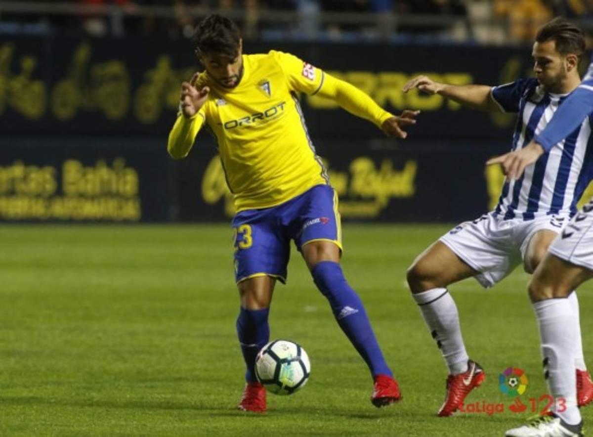 ACTUALIDAD: Jugadores hondureños que pueden cambiar de equipo