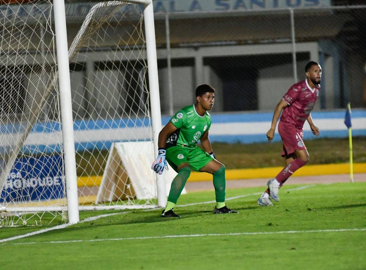 ¿Qué llevaban los árbitros? Volvió referente del Olimpia, gran gesto de Motagua y grito a su ex