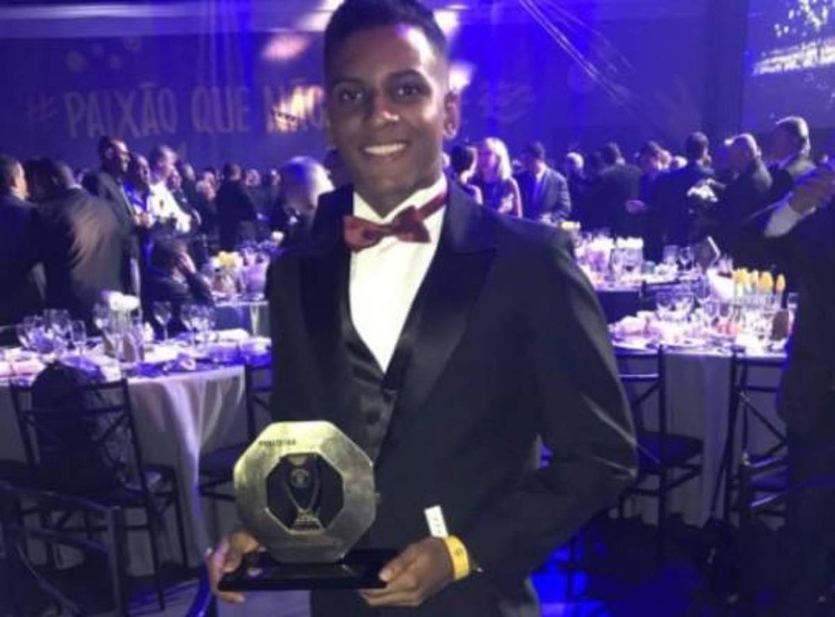 La tremenda historia de Rodrygo: La prohibición que le pusieron, su primer contrato millonario y tiene una novia espectacular