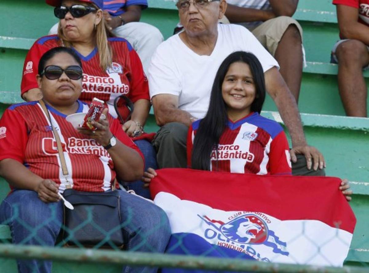 FOTOS: Las bellas chicas que robaron suspiros en los juegos de la liga