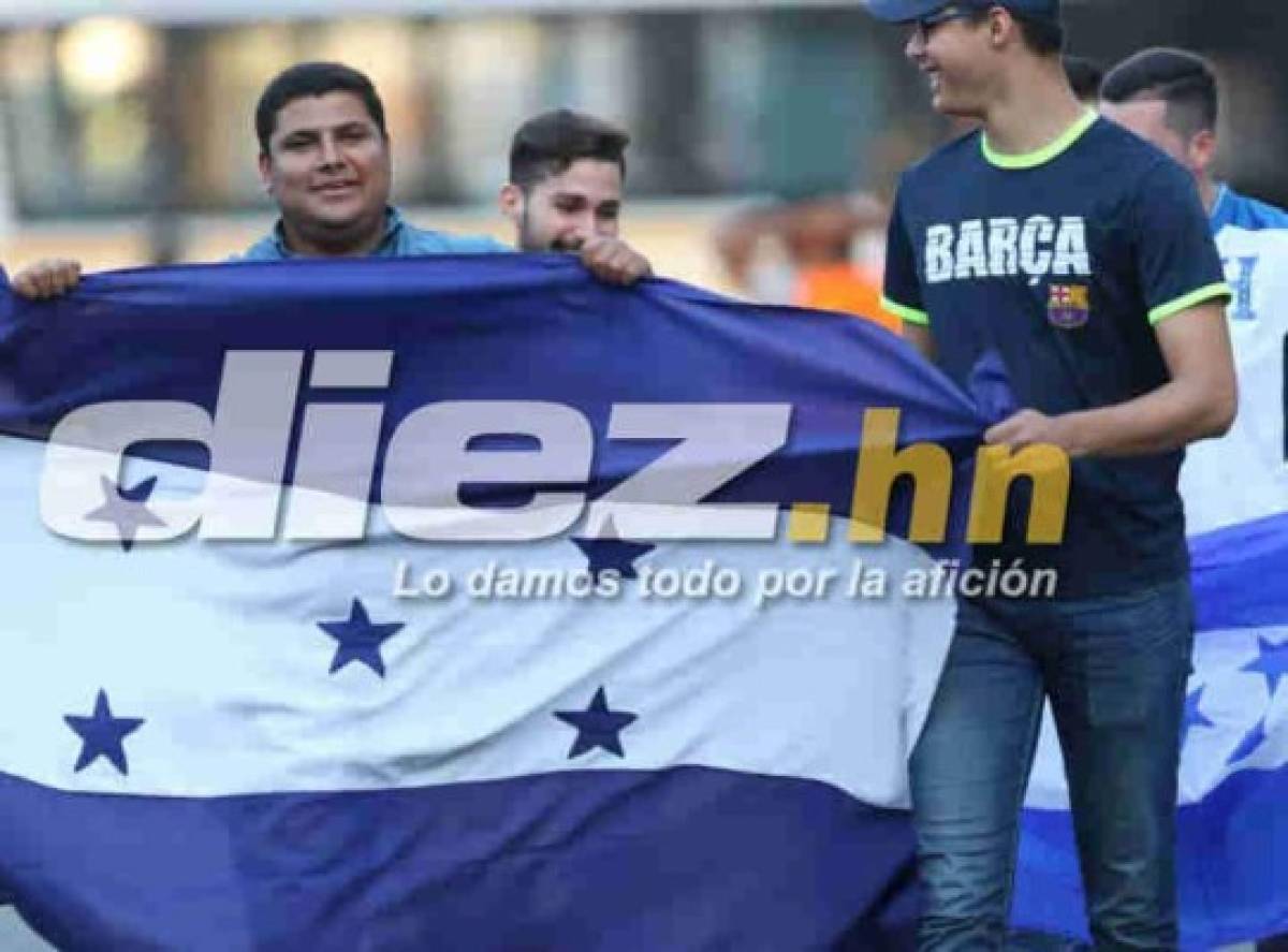 FOTOS: El ambiente que se vive en el Nacional para el partido entre Honduras y Puerto Rico