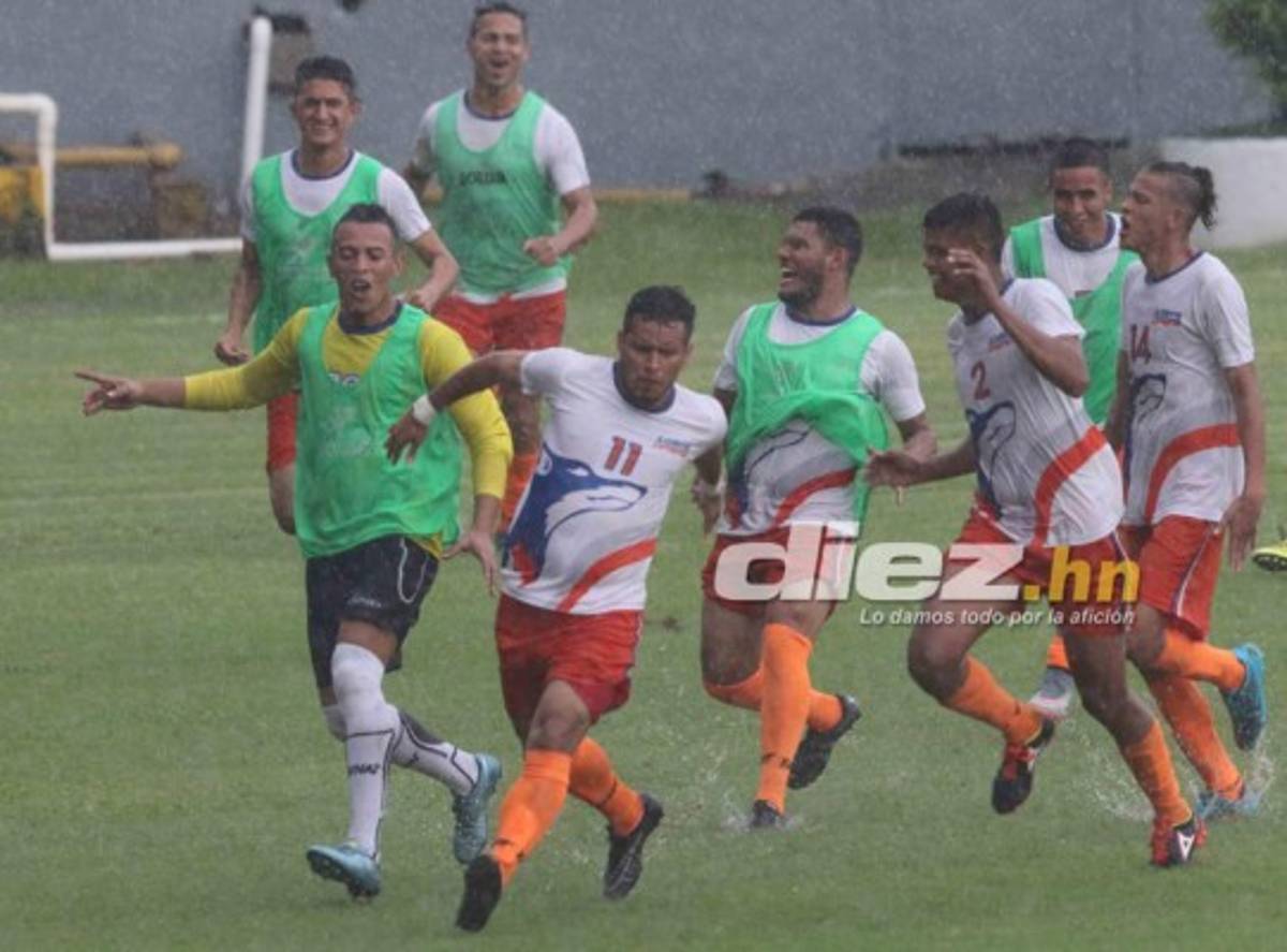 ¡JÚBILO Y LLANTO! Las imágenes que no se vieron por TV de final de ascenso