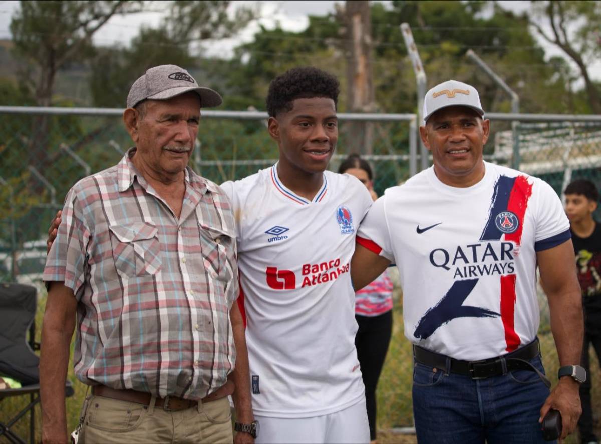 ¿Real Madrid o Barcelona? ¿Messi o Cristiano Ronaldo? Los detalles desconocidos de la vida de Dereck Moncada, la perla del Olimpia